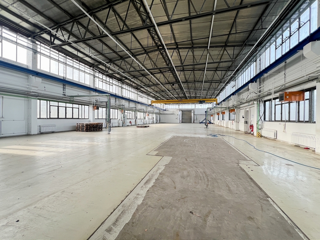 Coswig: Mietvertrag über 1.000 m² Hallenfläche vermittelt